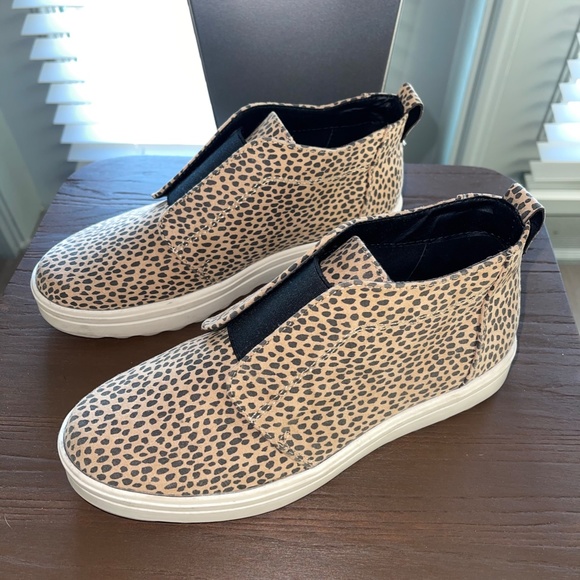 Animal Print Slides - Picture 2 of 2